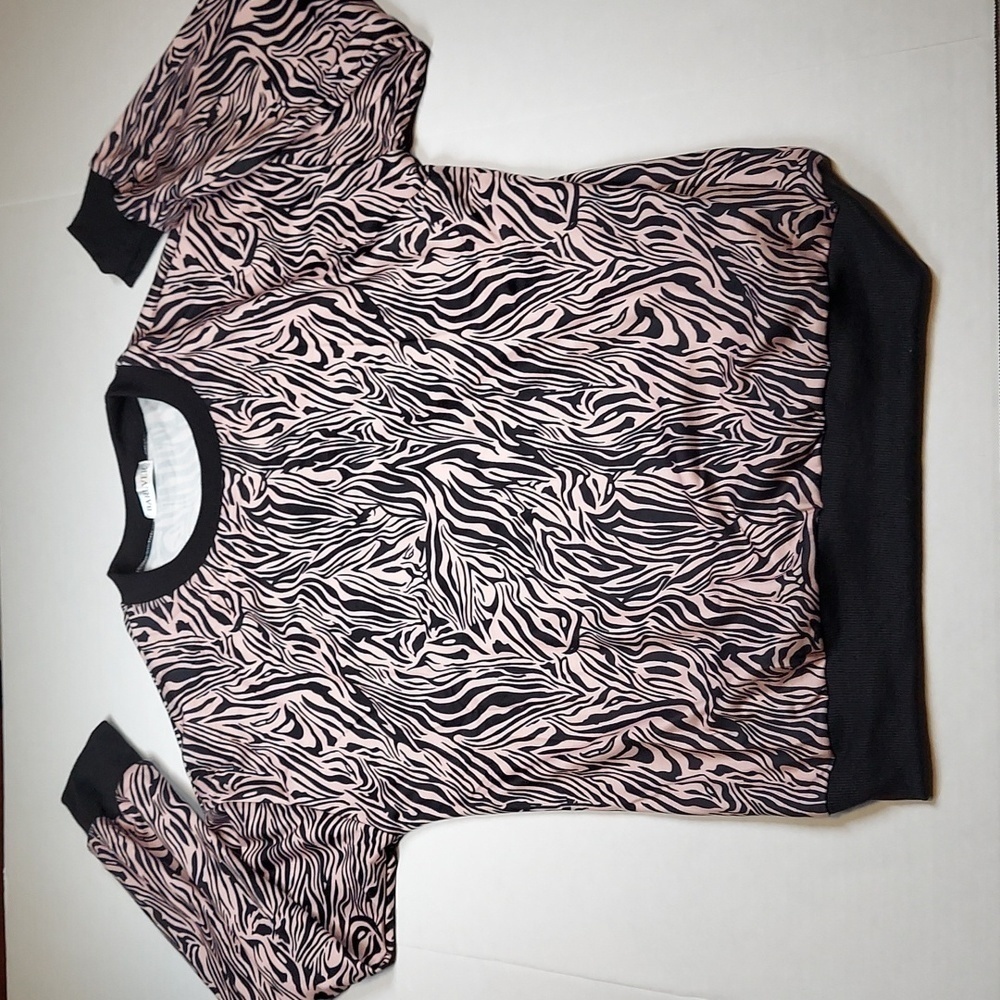 Barlver Animal Print crewneck Sweatshirt Size M